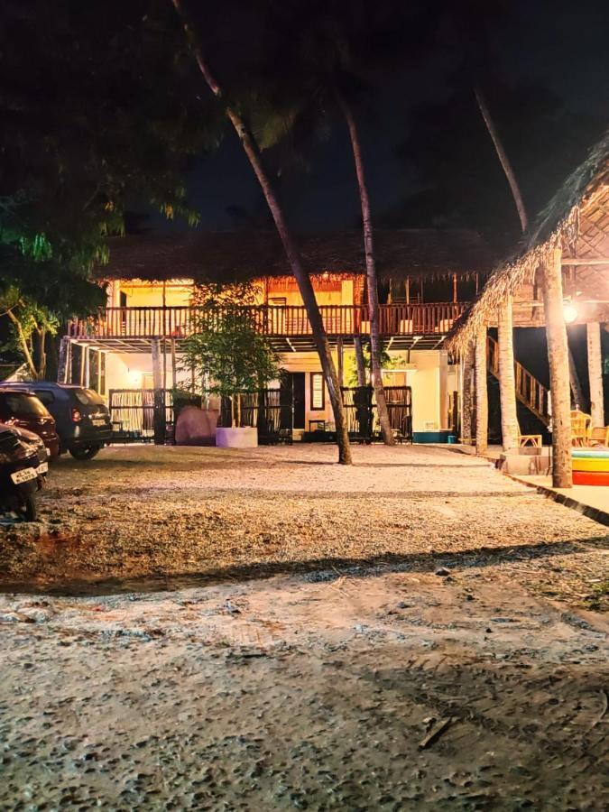 Hostel Calaila Варкала Экстерьер фото
