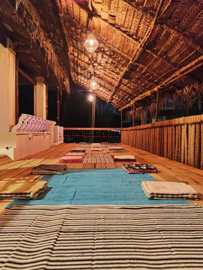 Hostel Calaila Варкала Экстерьер фото