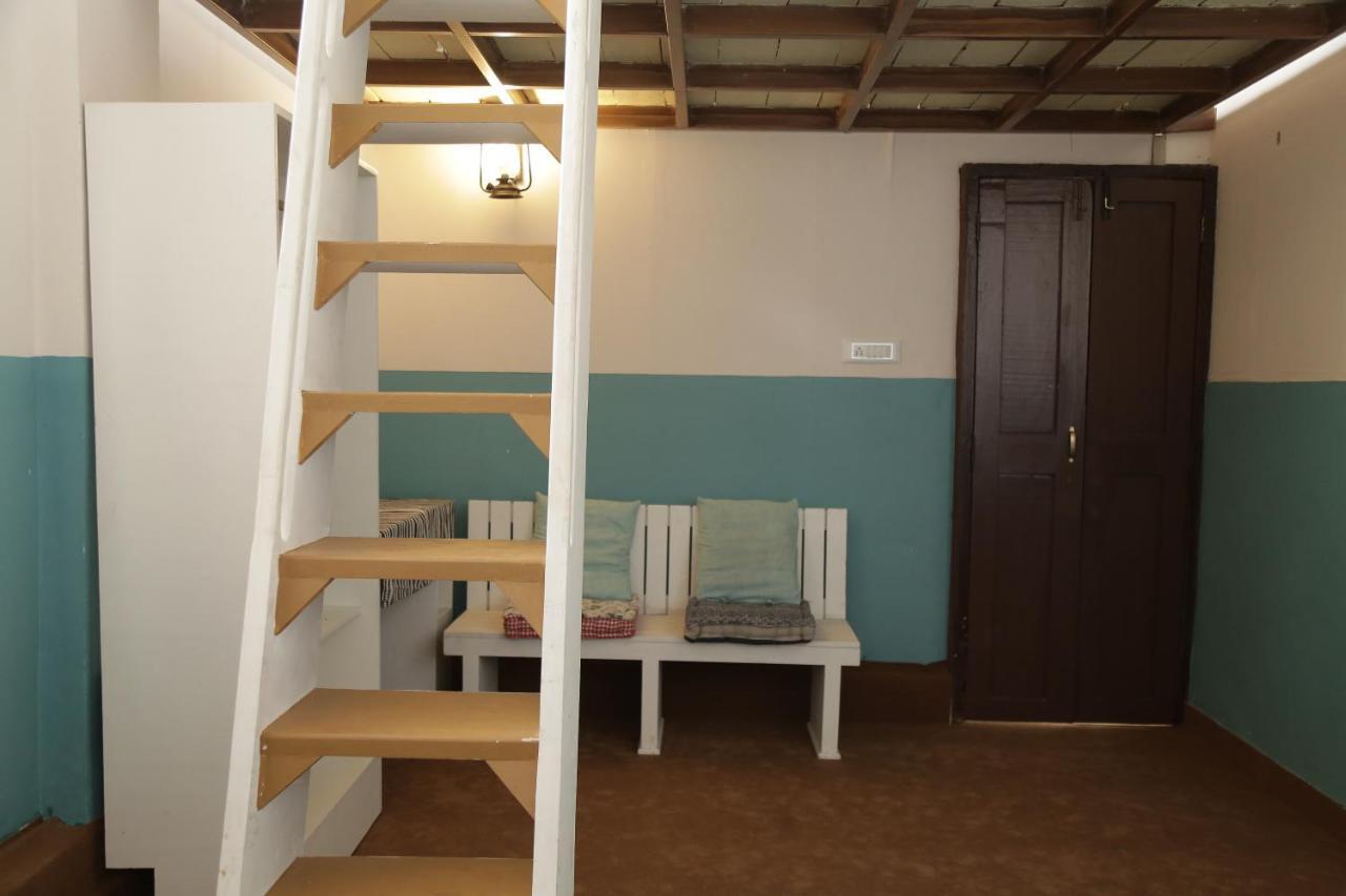 Hostel Calaila Варкала Экстерьер фото